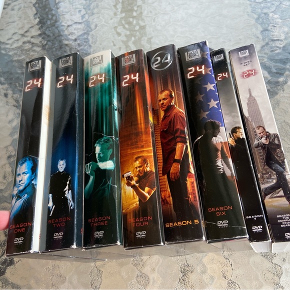 Complète series of ´24" DVD - all 8 seasons - Mint condition - Picture 4 of 4